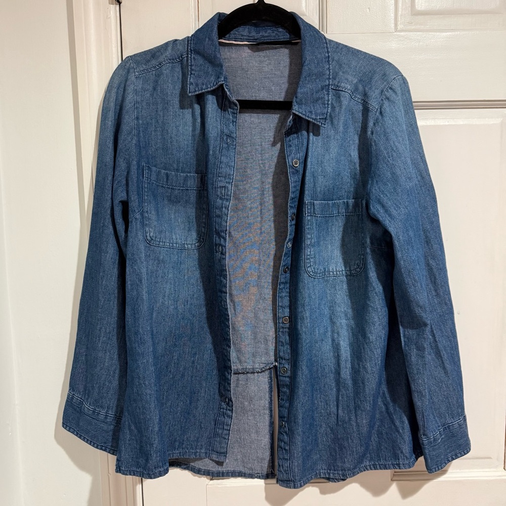 Riders by Lee Vintage Y2K Women’s Button-Down Denim Shirt - Picture 2 of 6